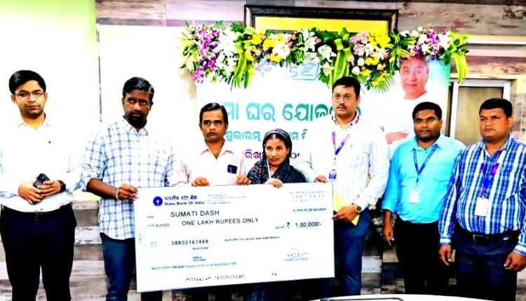 New Ganjam Collector Takes Charge  Bhubaneswar News - Times of India